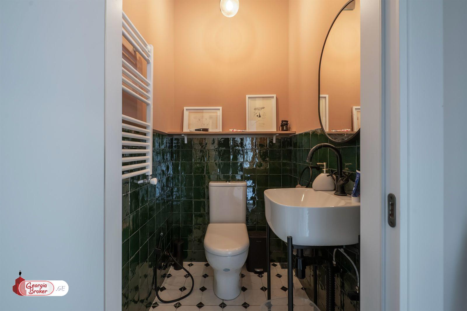 nearly repaired 8-room house for sale